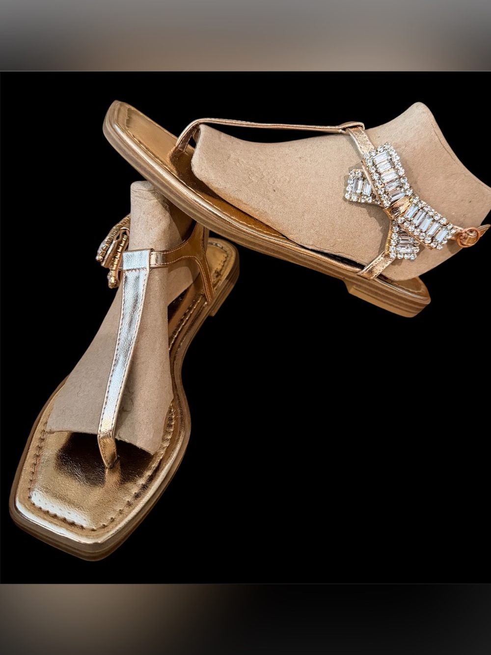Shoe Dazzle Gold Metallic T-Strap Sandals with Crystal Bow Size 7.5